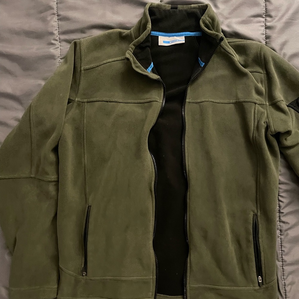 Mondetta Green Zip up